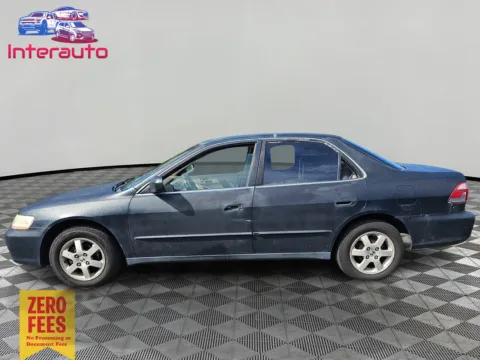 Photos of 2000 Honda Accord SE Sedan 4D for sale in Plainville, MA at Interauto