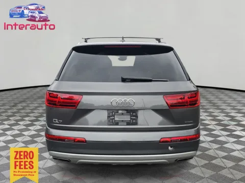 More photos of 2018 Audi Q7 2.0T Premium Sport Utility 4D at Interauto, MA