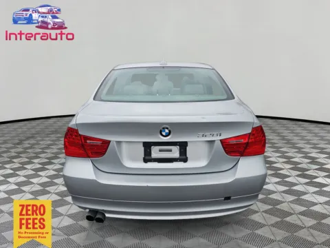 More photos of 2011 BMW 3 Series 328i xDrive Sedan 4D at Interauto, MA