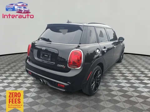More photos of 2021 MINI Hardtop 4 Door Cooper S Hatchback 4D at Interauto, MA