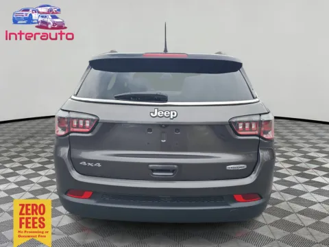 More photos of 2018 Jeep Compass Latitude Sport Utility 4D at Interauto, MA