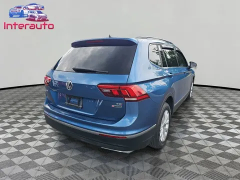 More photos of 2018 Volkswagen Tiguan 2.0T SE 4MOTION Sport Utility 4D at Interauto, MA