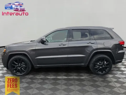 Photos of 2019 Jeep Grand Cherokee Altitude Sport Utility 4D for sale in Plainville, MA at Interauto