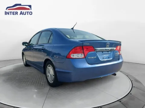 More photos of 2009 Honda Civic Hybrid Sedan 4D at Interauto, MA