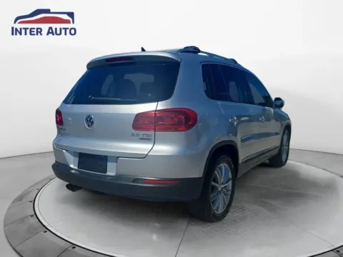 More photos of 2012 Volkswagen Tiguan 2.0T SE 4Motion Sport Utility 4D at Interauto, MA