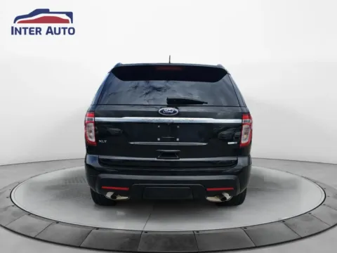 More photos of 2015 Ford Explorer XLT Sport Utility 4D at Interauto, MA