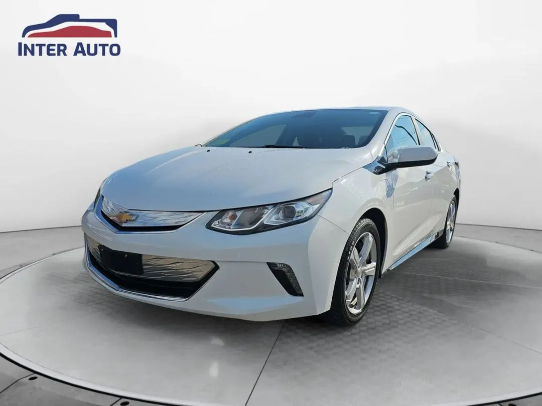 2019 Chevrolet Volt LT's photo