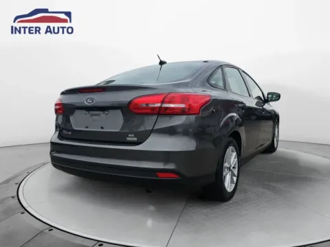 More photos of 2018 Ford Focus SE Sedan 4D at Interauto, MA