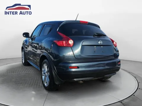 More photos of 2012 Nissan JUKE SV Sport Utility 4D at Interauto, MA