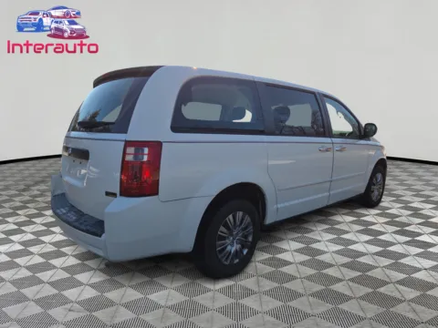More photos of 2008 Dodge Grand Caravan Cargo SE Minivan 4D at Interauto, MA