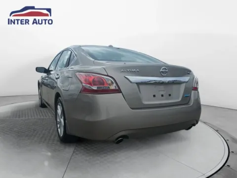 Another view of 2013 Nissan Altima 2.5 SV Sedan 4D for sale in Worcester, MA at Interauto