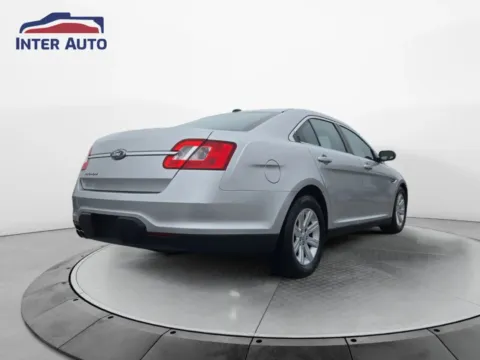 More photos of 2011 Ford Taurus SE Sedan 4D at Interauto, MA