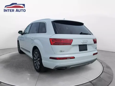 Another view of 2017 Audi Q7 3.0T Premium Plus Sport Utility 4D for sale in Worcester, MA at Interauto