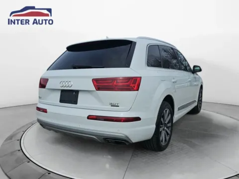 More photos of 2017 Audi Q7 3.0T Premium Plus Sport Utility 4D at Interauto, MA