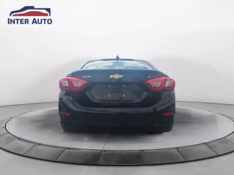 More photos of 2017 Chevrolet Cruze LT Sedan 4D at Interauto, MA