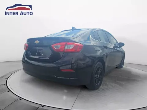 More photos of 2017 Chevrolet Cruze LT Sedan 4D at Interauto, MA