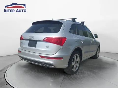 More photos of 2012 Audi Q5 3.2 Quattro Premium Plus Sport Utility 4D at Interauto, MA