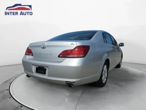 More photos of 2008 Toyota Avalon XL Sedan 4D at Interauto, MA