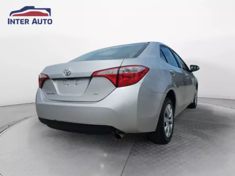 More photos of 2015 Toyota Corolla LE Sedan 4D at Interauto, MA