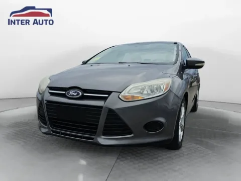 Gray 2014 Ford Focus SE Sedan 4D for sale in Worcester, MA