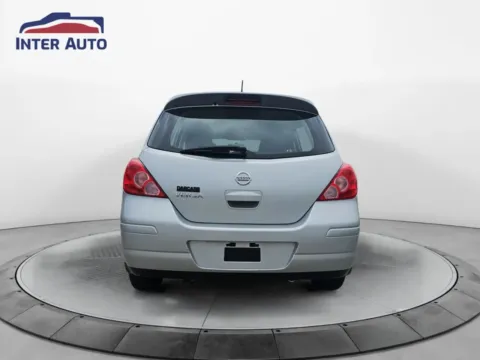More photos of 2008 Nissan Versa S Hatchback 4D at Interauto, MA