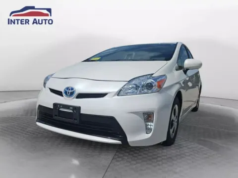 White 2015 Toyota Prius Two Hatchback 4D for sale in Worcester, MA