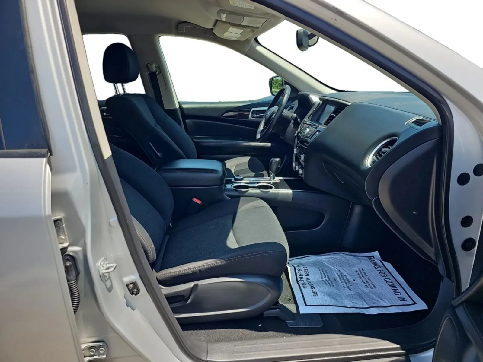 2018 Nissan Pathfinder SV - Photo 15