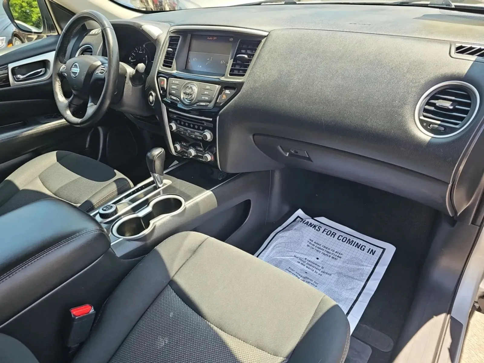 2018 Nissan Pathfinder SV - Photo 16