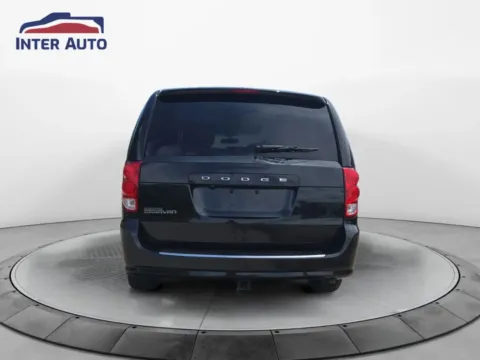 More photos of 2018 Dodge Grand Caravan Passenger SE Minivan 4D at Interauto, MA