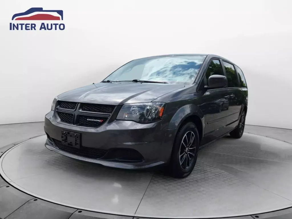 Gray 2017 Dodge Grand Caravan Passenger SE Plus Minivan 4D for sale in Worcester, MA