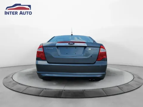 More photos of 2011 Ford Fusion Hybrid Sedan 4D at Interauto, MA