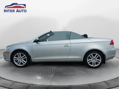 Photos of 2009 Volkswagen Eos Lux Convertible 2D for sale in Worcester, MA at Interauto