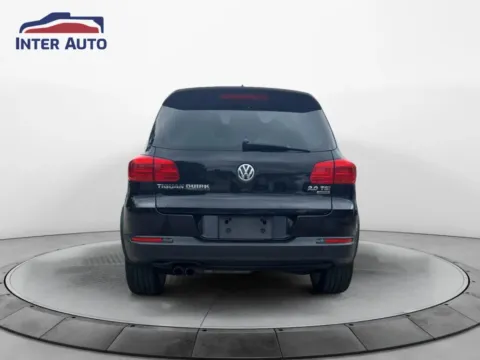 More photos of 2014 Volkswagen Tiguan 2.0T R-Line 4Motion Sport Utility 4D at Interauto, MA