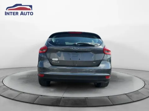More photos of 2015 Ford Focus SE Hatchback 4D at Interauto, MA