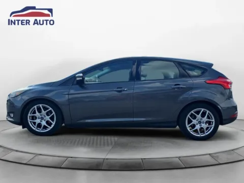 Photos of 2015 Ford Focus SE Hatchback 4D for sale in Worcester, MA at Interauto