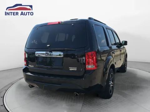 More photos of 2013 Honda Pilot Touring Sport Utility 4D at Interauto, MA