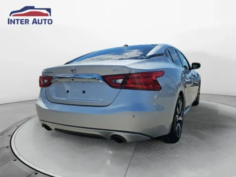 More photos of 2016 Nissan Maxima SL Sedan 4D at Interauto, MA