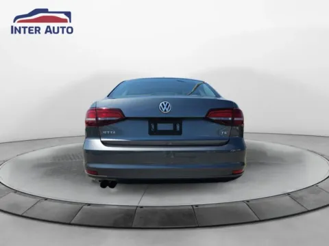 More photos of 2016 Volkswagen Jetta 1.4T S Sedan 4D at Interauto, MA