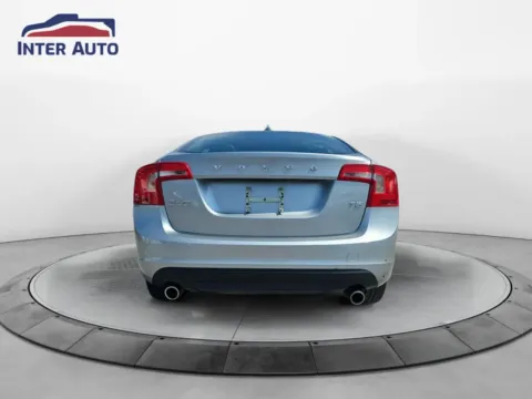 More photos of 2013 Volvo S60 T5 Sedan 4D at Interauto, MA