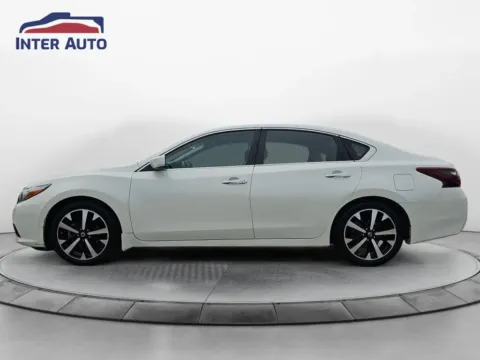 Photos of 2018 Nissan Altima 2.5 SR Sedan 4D for sale in Worcester, MA at Interauto