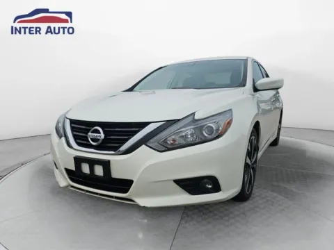 White 2018 Nissan Altima 2.5 SR Sedan 4D for sale in Worcester, MA