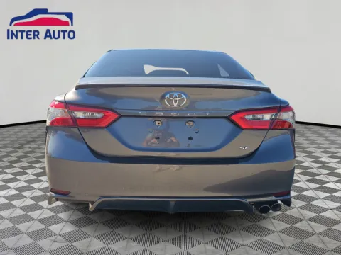More photos of 2018 Toyota Camry SE Sedan 4D at Interauto, MA