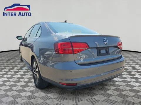 Another view of 2015 Volkswagen Jetta Hybrid SEL Premium Sedan 4D for sale in Worcester, MA at Interauto