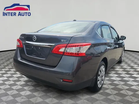 More photos of 2015 Nissan Sentra SV Sedan 4D at Interauto, MA