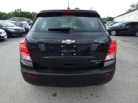 More photos of 2016 Chevrolet Trax LS Sport Utility 4D at Interauto, MA