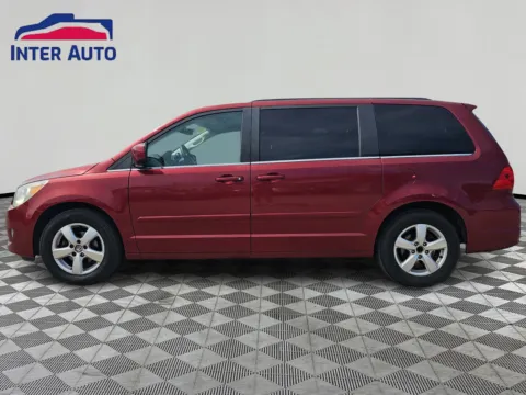 Photos of 2011 Volkswagen Routan SE Minivan 4D for sale in Worcester, MA at Interauto