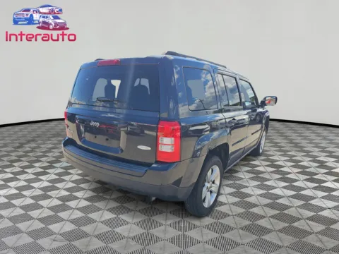 More photos of 2016 Jeep Patriot Latitude Sport Utility 4D at Interauto, MA