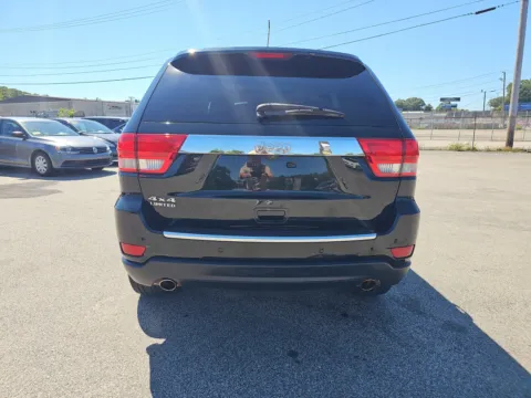 More photos of 2012 Jeep Grand Cherokee Limited Sport Utility 4D at Interauto, MA