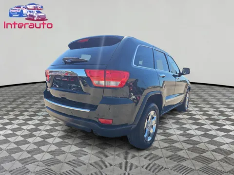 More photos of 2012 Jeep Grand Cherokee Limited Sport Utility 4D at Interauto, MA