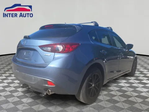 More photos of 2015 MAZDA MAZDA3 i Sport Hatchback 4D at Interauto, MA